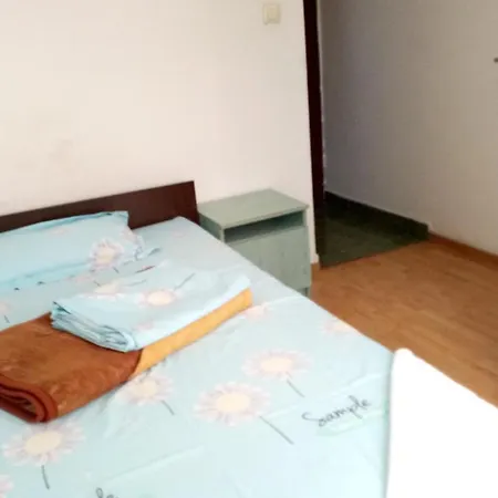 Hostel La Conu Iancu Drobeta Turnu Severin